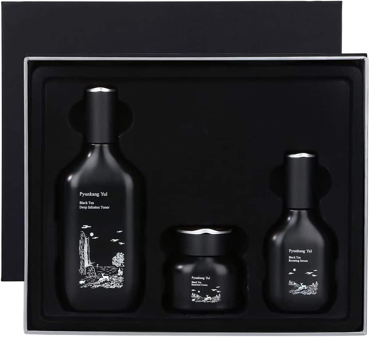 Avis : coffret cadeau Pyunkang Yul Black Tea Line, soins de la peau fermentés luxueux