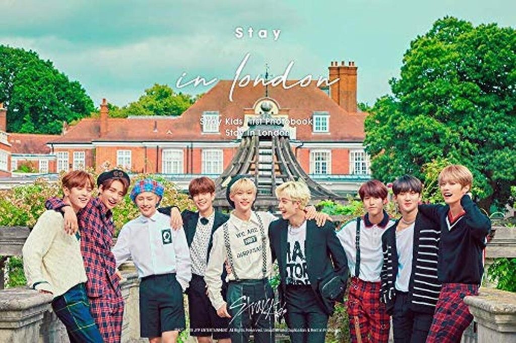 Avis : k-POP Stray Kids - the First Photobook, une immersion à Londres
