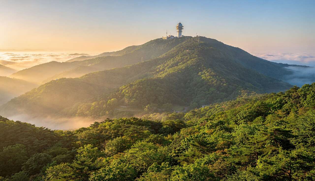 D&eacute;couverte de la montagne maebongsan et de son observatoire