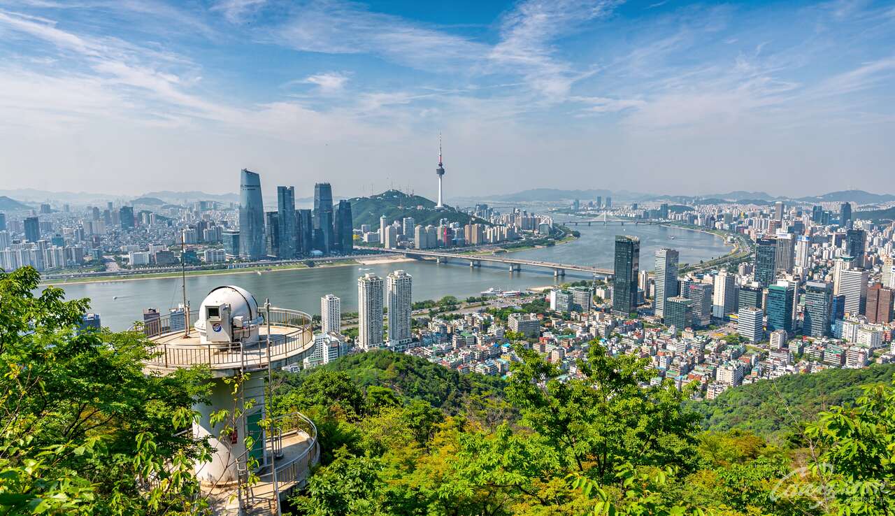 L'observatoire de maebongsan : panorama sur s&eacute;oul